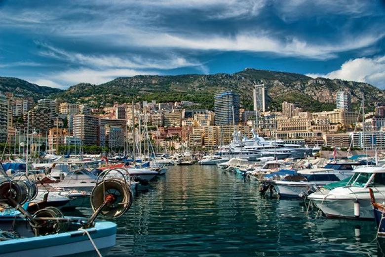 Avenue of Yachts