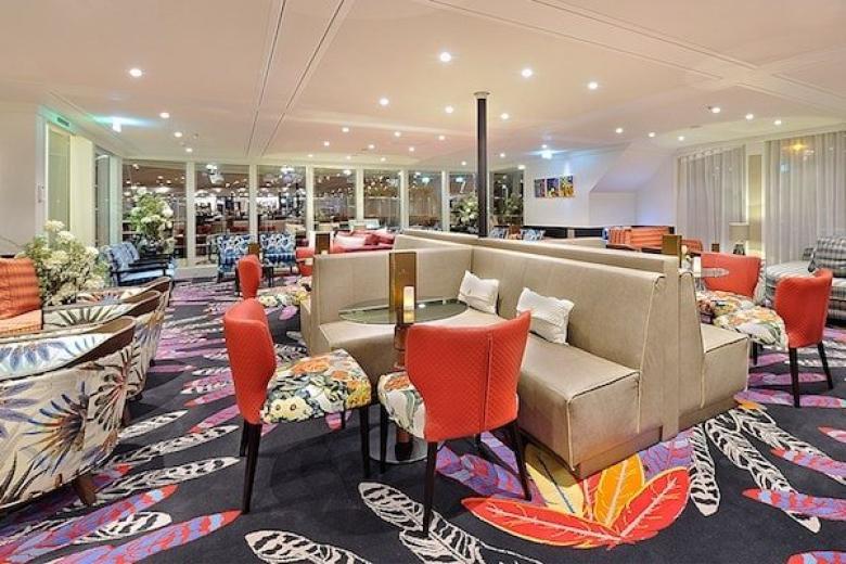 AmaWaterways - AmaViola Lounge