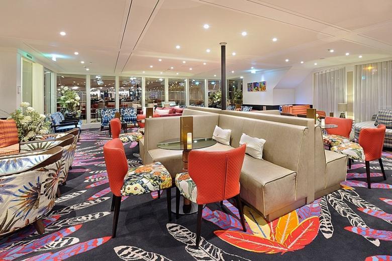 AmaWaterways - AmaMora Lounge